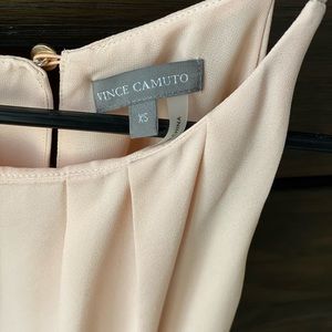 Vince Camuto blush flowy tank top
